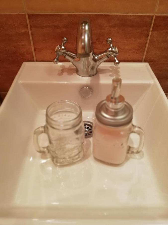 Nest Hotel Белград Екстериор снимка